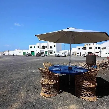 Casa Alejandra Con Terraza Y Barbacoa Сasa de vacaciones El Golfo