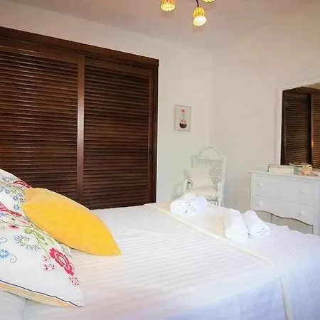 Сasa de vacaciones Casa Alejandra Con Terraza Y Barbacoa