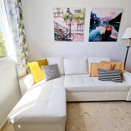 Casa Alejandra Con Terraza Y Barbacoa! Holiday home El Golfo