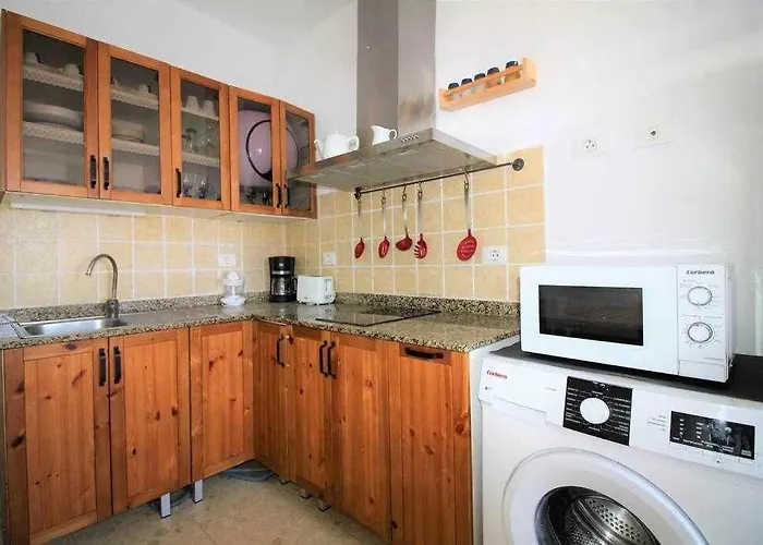 Casa Alejandra Con Terraza Y Barbacoa! Casa de Férias El Golfo