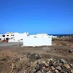 Holiday home Casa Alejandra Con Terraza Y Barbacoa!